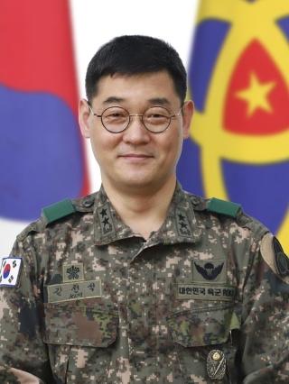 첨단방산학과 김천석 특임교수, 국방신속획득기술연구원장 취임 게시글 썸네일